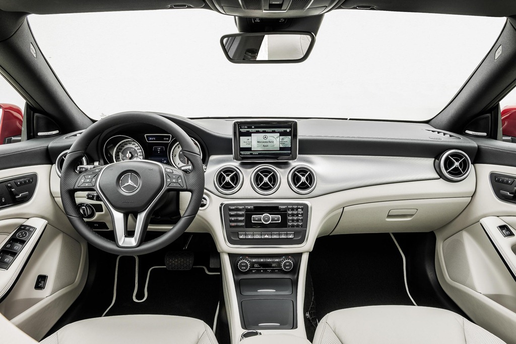 The interior design of the Mercedes Benz CLA Class 180