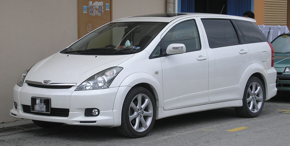 The exterior design of the Toyota Wish
