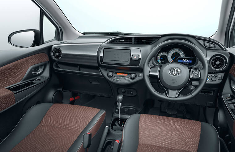 Toyota Vitz Interior